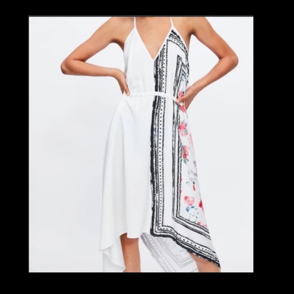 BRAND NEW W/ TAGS🔥 Zara Floral Handkerchief Dress